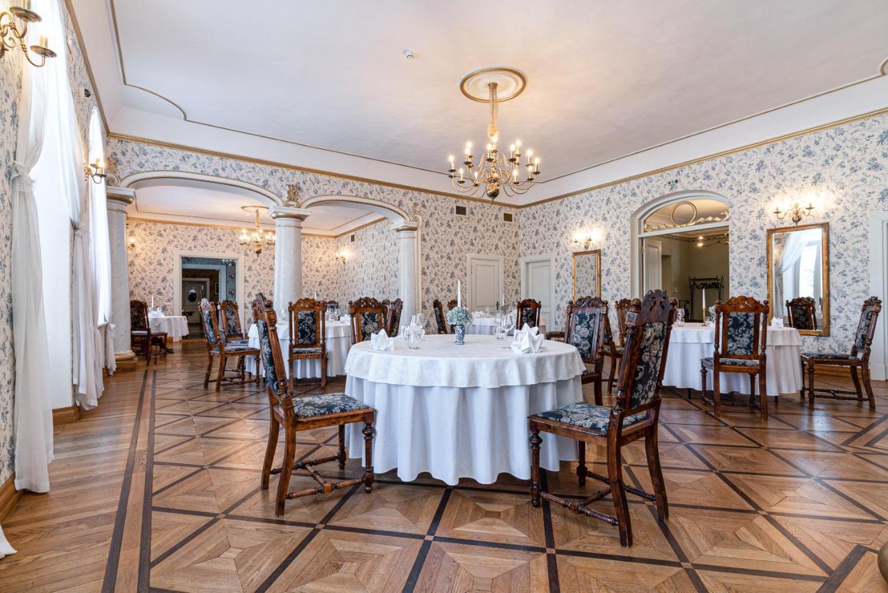 Padise Manor Grand Estate & Spa - Exclusive Event Venue (Adults Only) ภายนอก รูปภาพ