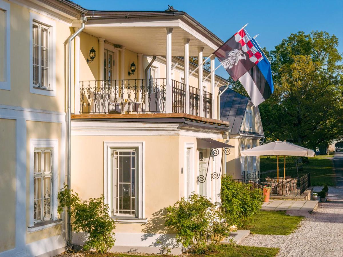 Padise Manor Grand Estate & Spa - Exclusive Event Venue (Adults Only) ภายนอก รูปภาพ